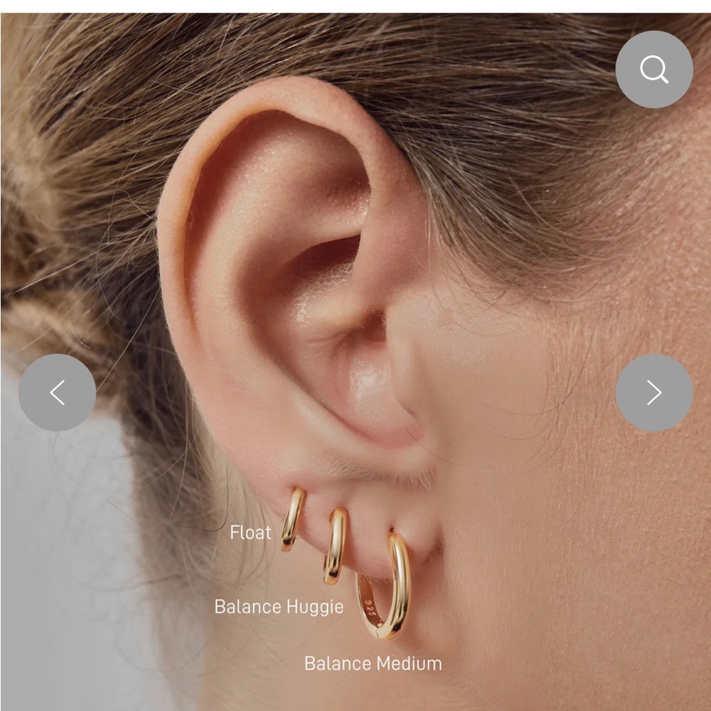 New Ardant Pavé Fire Moissanite Huggie Hoops Earring 18K Gold Vermeil & Silver - Picture 5 of 8